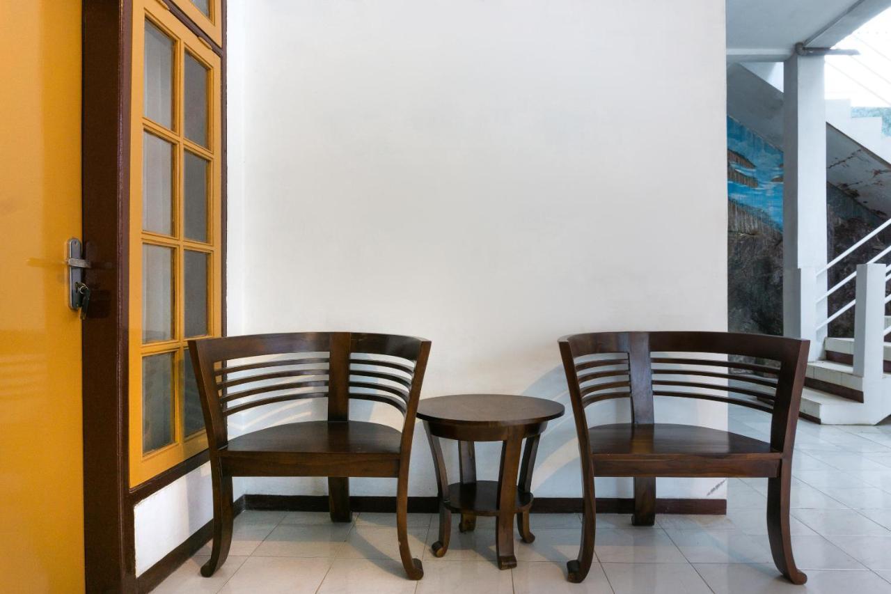Reddoorz At Pujon Malang Hotel Batu  Exterior foto