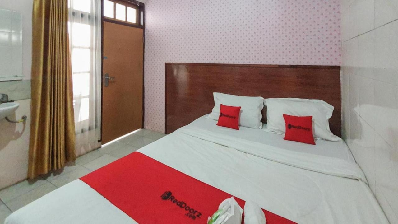 Reddoorz At Pujon Malang Hotel Batu  Exterior foto